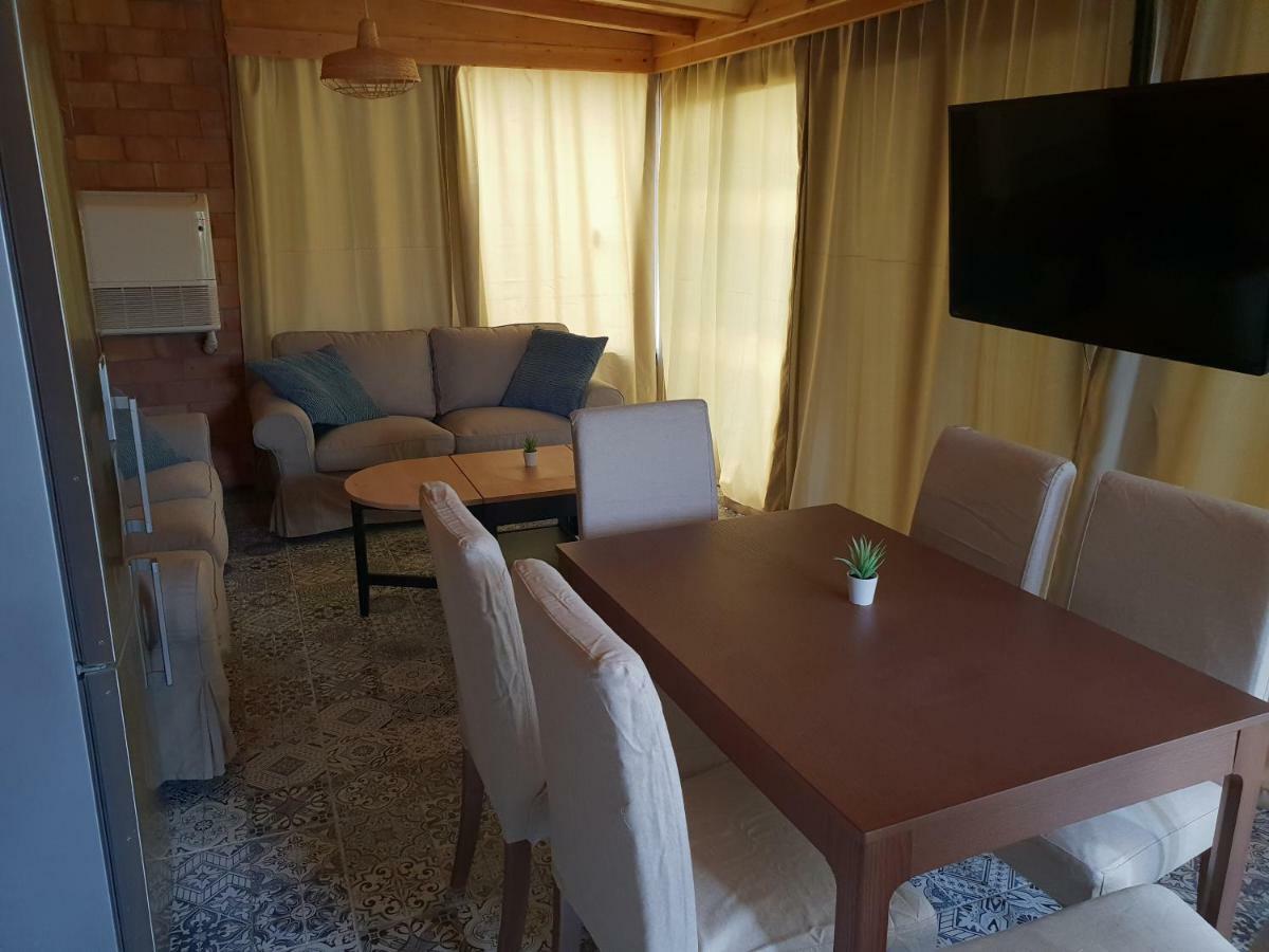 One Bedroom Chalet Managed By Lilly Apartments フルガダ エクステリア 写真